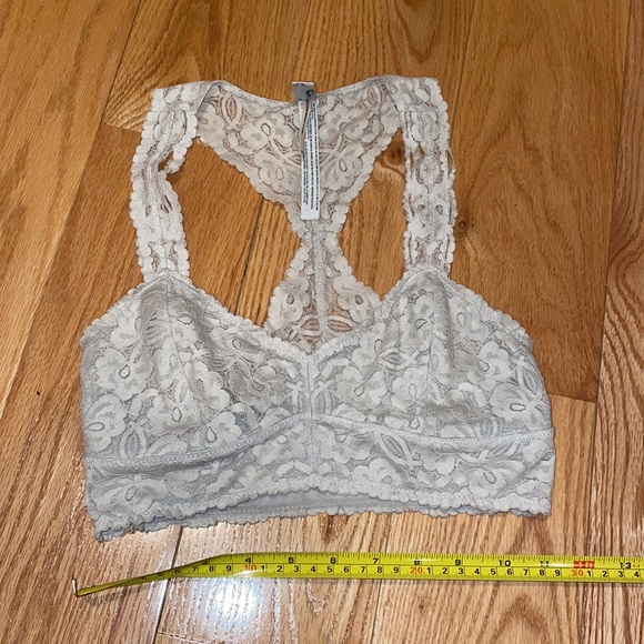 💖Bundle It!💖 Light Gray/White Lace Free People Bralette - Picture 7 of 7